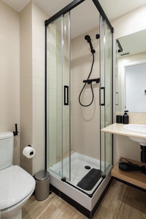 Cozy Apartment Les Corts Barcelona Zewnętrze zdjęcie